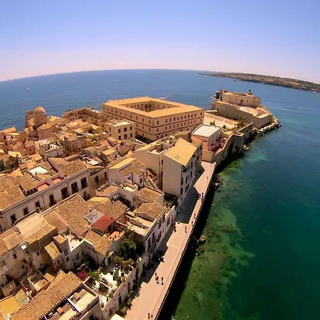 Ortigia Boutique Terrace 아파트 *
